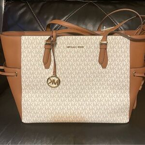 Michael Kors Tan and Cream Signature Tote